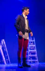 Michael Lagarrigue en escena, tenor y profesor de canto